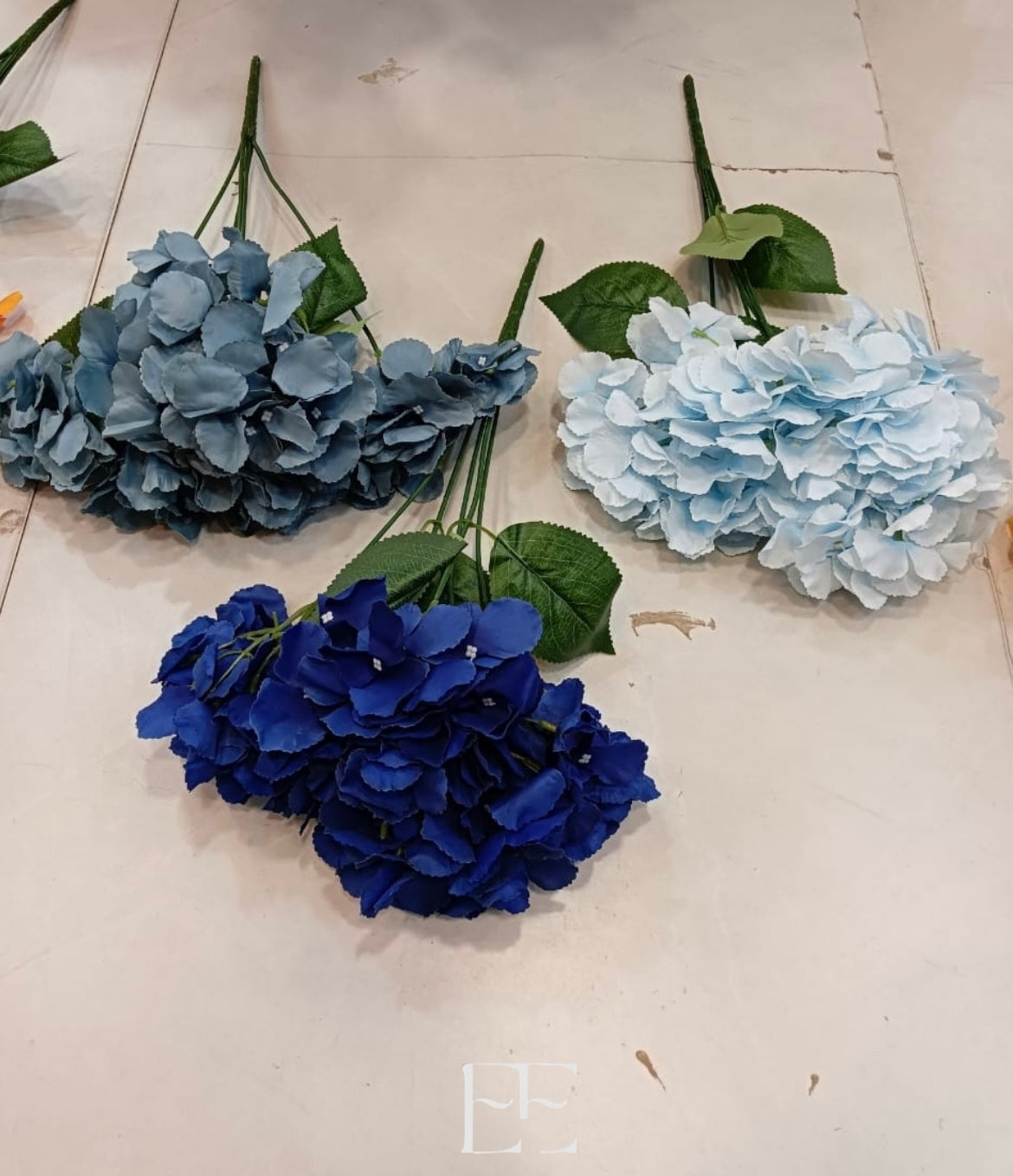 A160 Hydrangea Bunch of 5