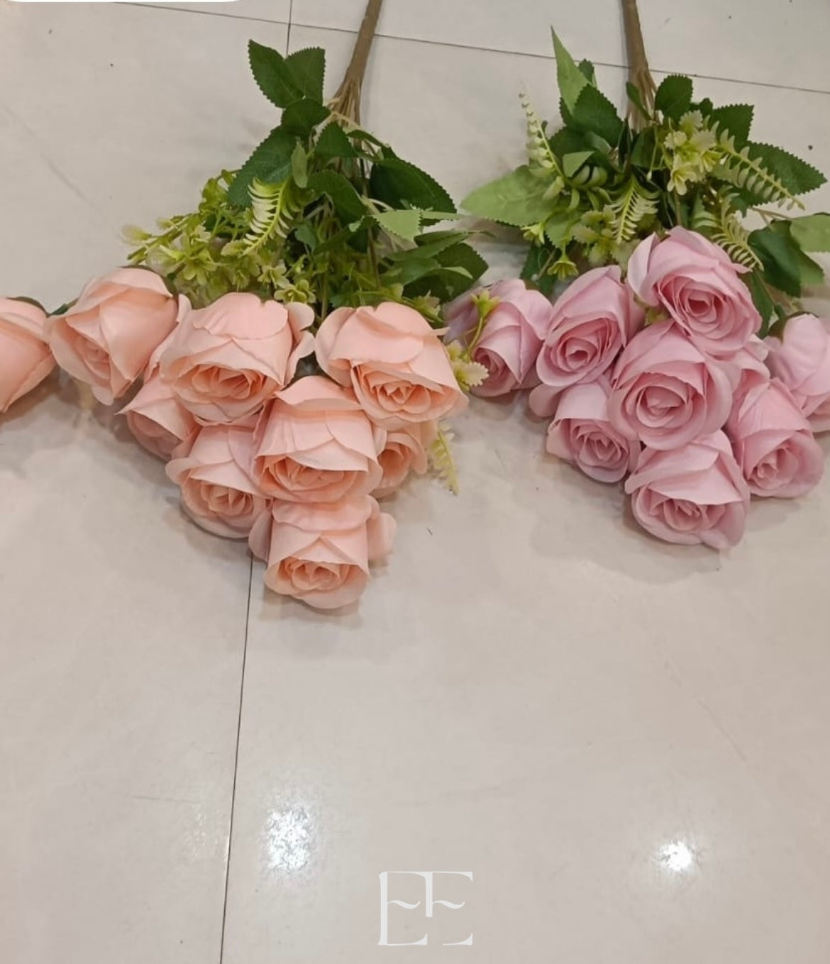 A219 Silk Flower Roses Bunch of 8