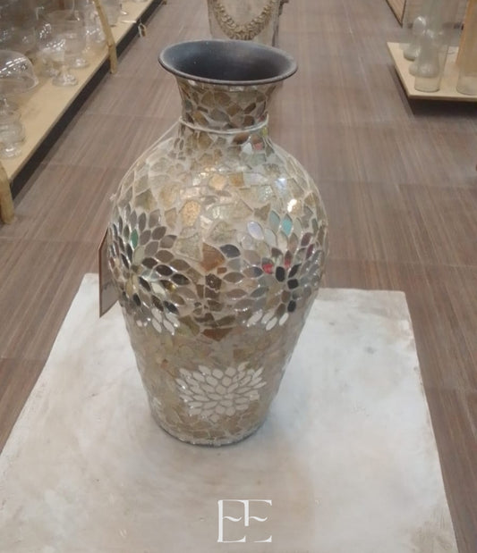 A112 Metal Flower Pot