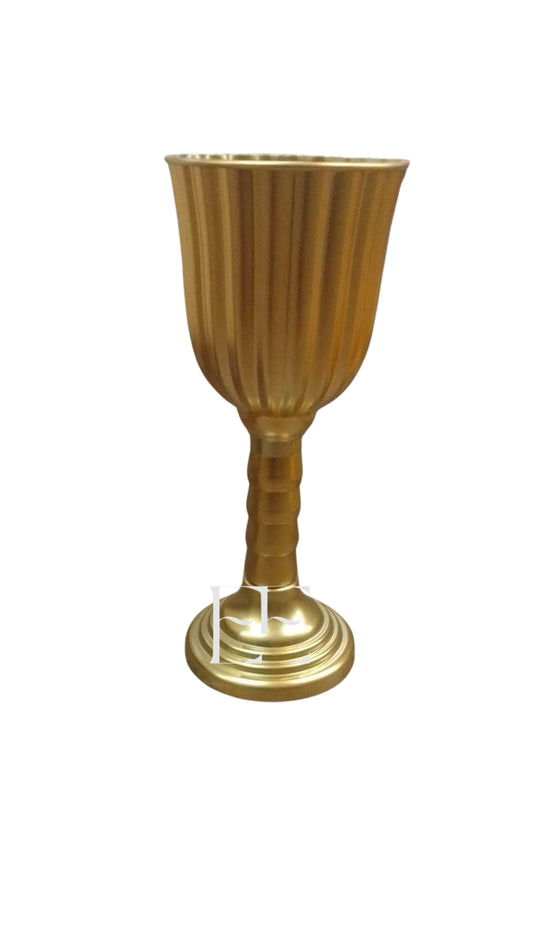 A282 Plastic Urn