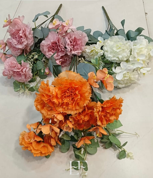 A136 Bunch of 6 flowers x 3 fillers