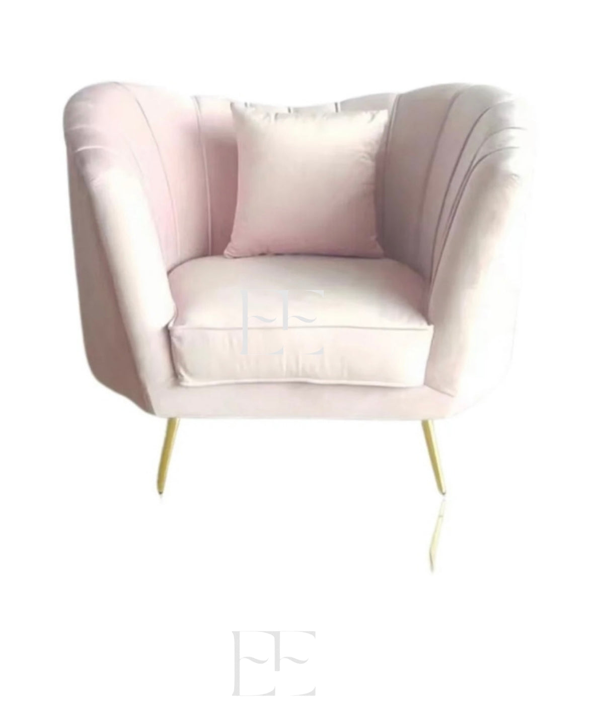 A237 Quinn Lounge Chair