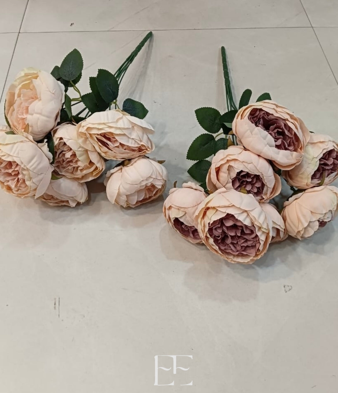 A125 Premium Peonies Bunch of 7